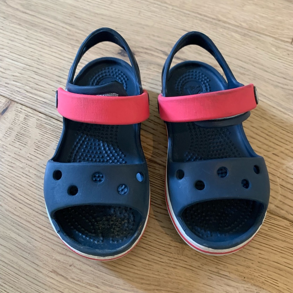 Crocs